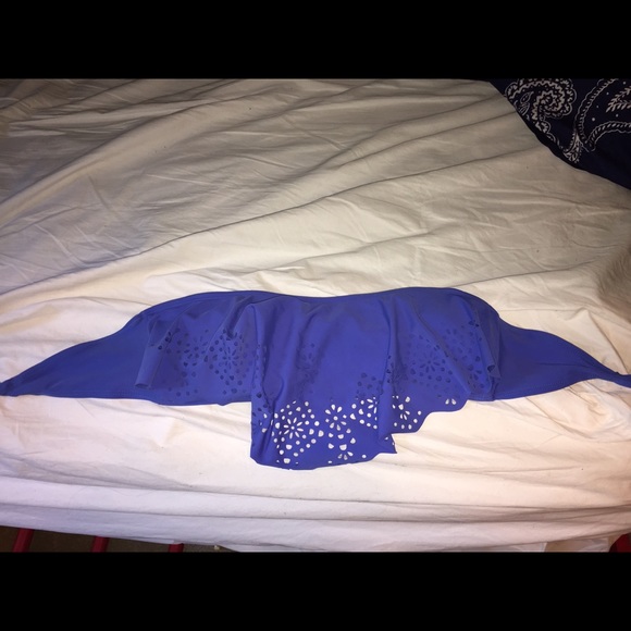 Cute swimsuit too with ruffles! Dark blue!