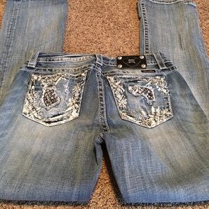 Women's Miss Me size 29 long.