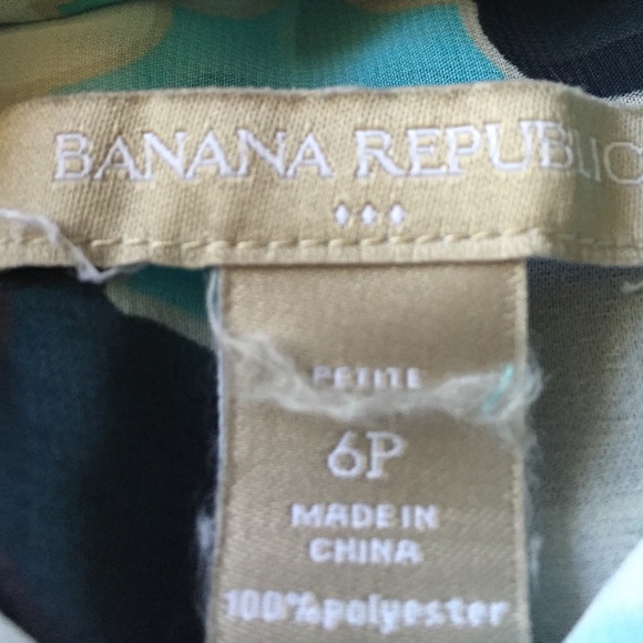 Collared Tank - Picture 2 of 2