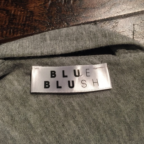 Grey cropped tank from Blue Blush - Picture 3 of 3