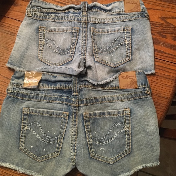 Red camel shorts. - Picture 2 of 2