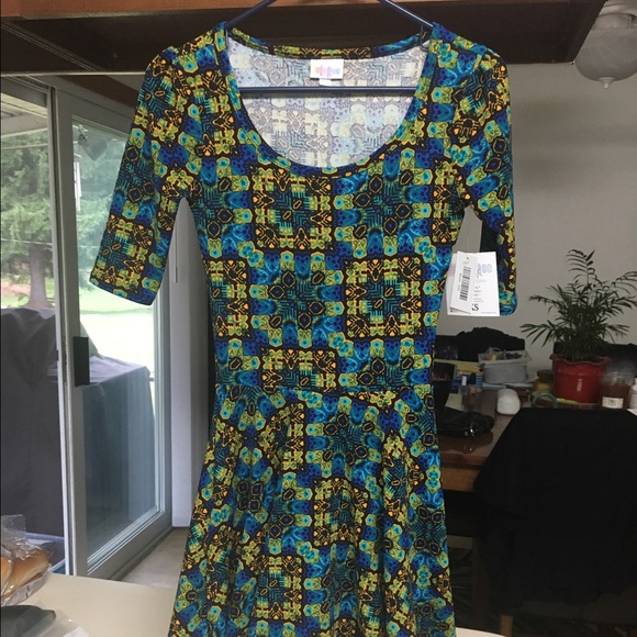 Women's LuLaRoe Irma size xxsmall