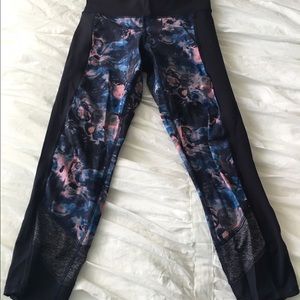 Lululemon Crop Leggings Size 2