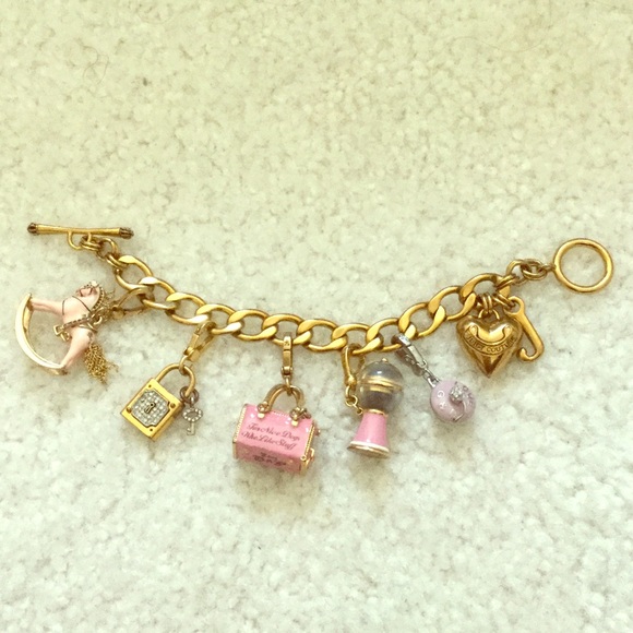 Charm bracelet
