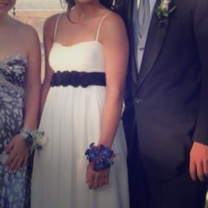 OC by Oleg Cassini Prom Dress