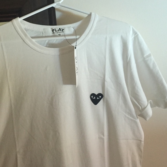 COMME DES GARCONS