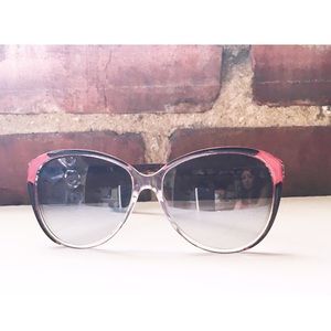 VOGUE black and red sunglasses