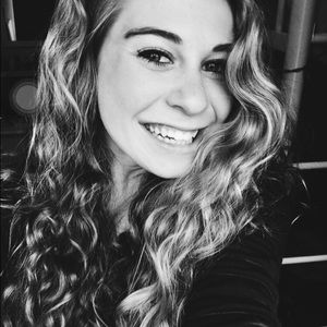 Meet your Posher, Carolynn