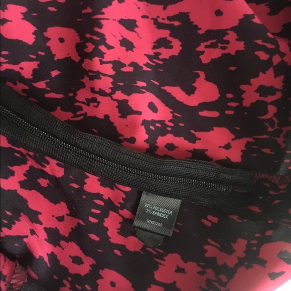 Express Design Studio Ruffled Blouse - Picture 3 of 4