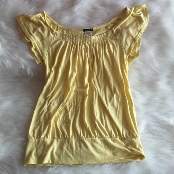 Maurice's yellow top - Picture 1 of 3