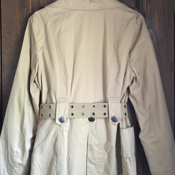 Free gift for alucky - Picture 3 of 4