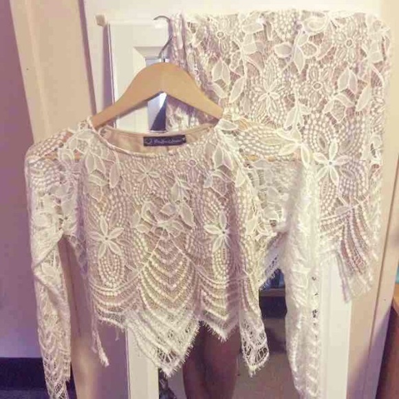 🚫SOLD🚫 FL&L Guava Lace Set - Picture 4 of 4