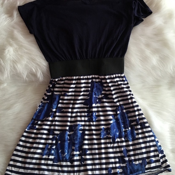 Speeckless dress - Picture 2 of 3