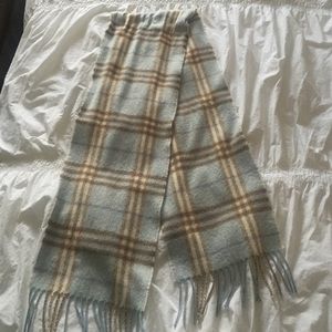 Authentic Burberry scarf (Cashmere)