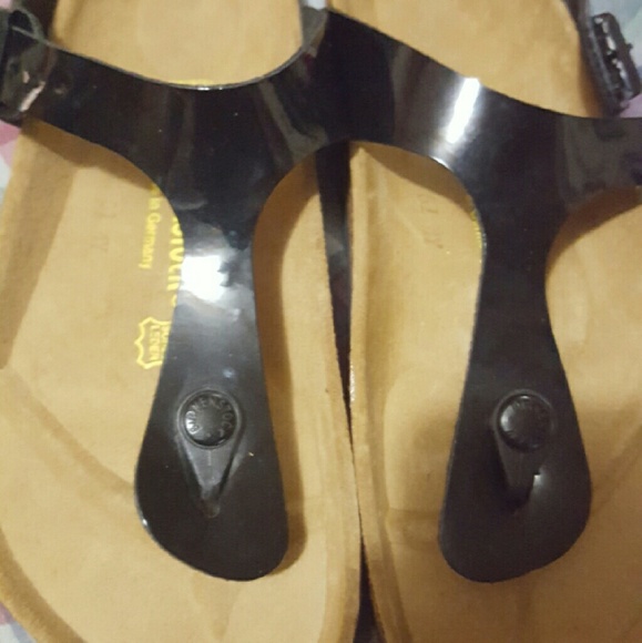 Black patent Gizeh