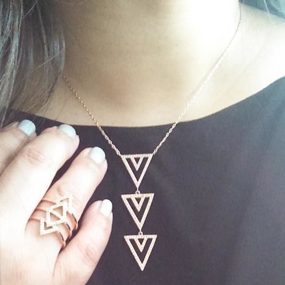 Stella & Dot Rose gold Pavé Spear necklace