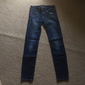 American eagle size 2 jeans