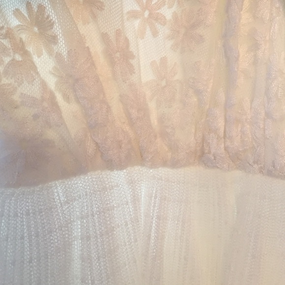 SOLD! !!HOST PICK!! Badgley mischka dress - Picture 3 of 4