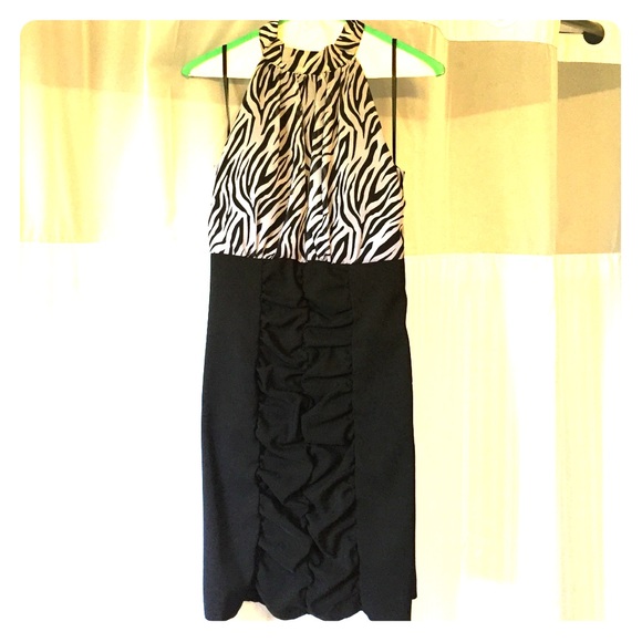 SALE🌀Zebra Print fitted Black and white dress