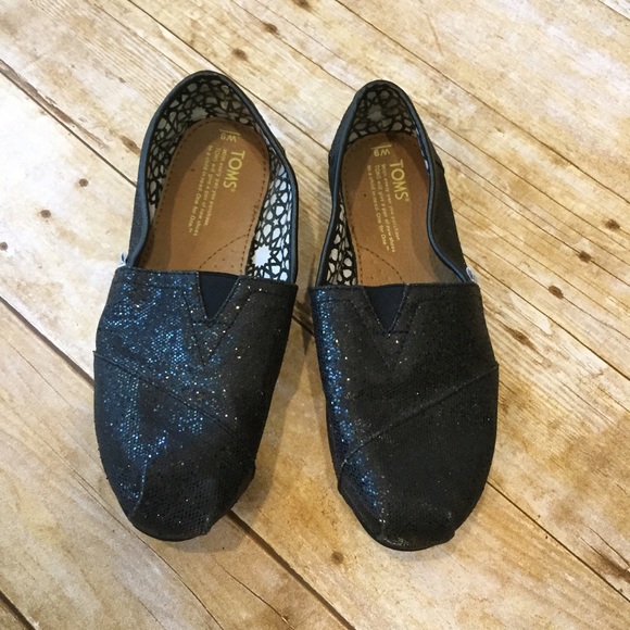 TOMS Shoes - Toms black glitter shoes