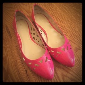 Pink laser cut summer shoes