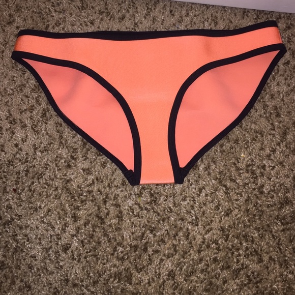 Triangl swim bottoms