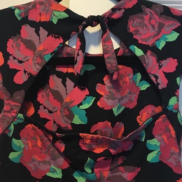 Forever 21 Dresses - Forever 21 Floral Skater Dress Size S Forever 21 Dresses - Forever 21 Floral Skater Dress Size S