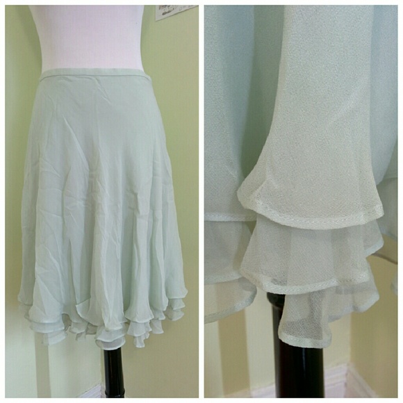 Due Per Due silk skirt mint green chiffon ruffles