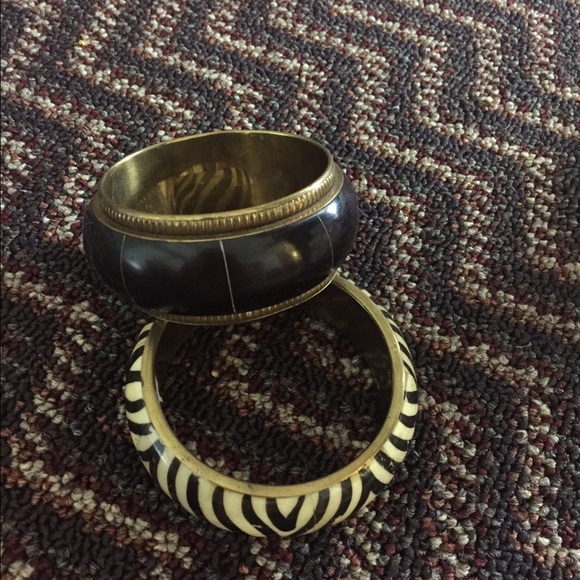 2 bangle bracelets