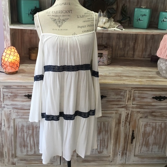 Boutique Dresses & Skirts - NWOT "Stockholm"'boho shift dress