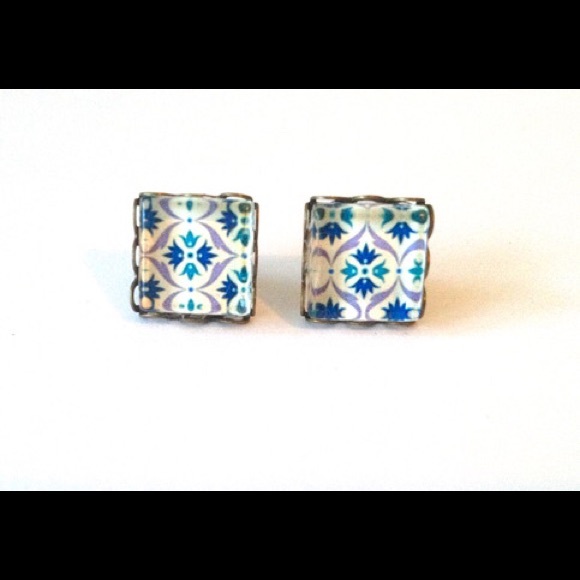 RackFocus Jewelry - Handmade Square Glass Post Earring Geometric
