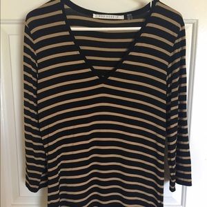 Max Studio Striped 3/4 Sleeve V-Neck