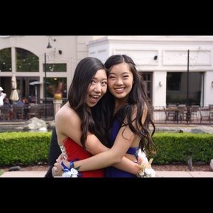 Meet your Posher, Holly