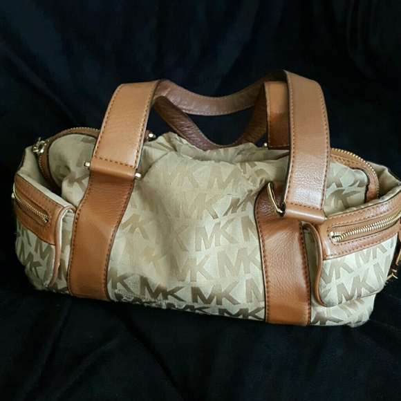 Michael Kors Hand Bag