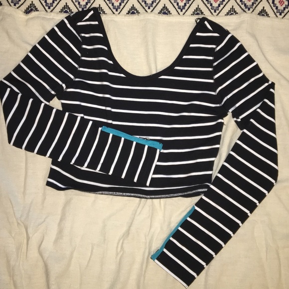 Long Sleeve Crop Top