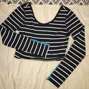Long Sleeve Crop Top