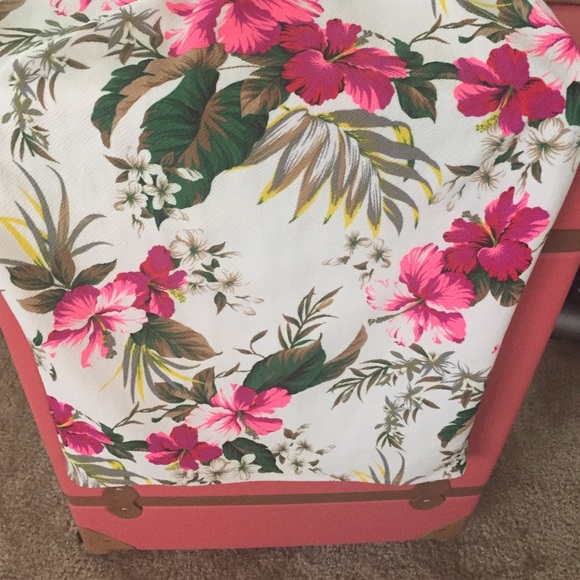 Brand NEW fun skirt - Picture 3 of 3