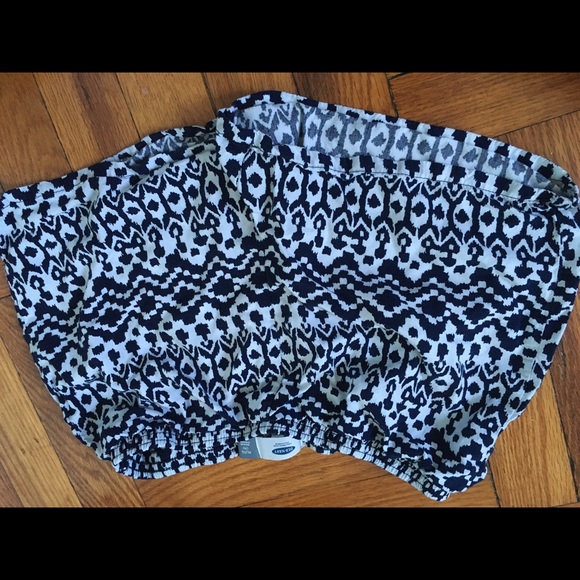 Tribal pattern blue and white old navy shorts