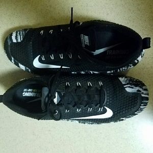 Mens Nike Trainer Shoe