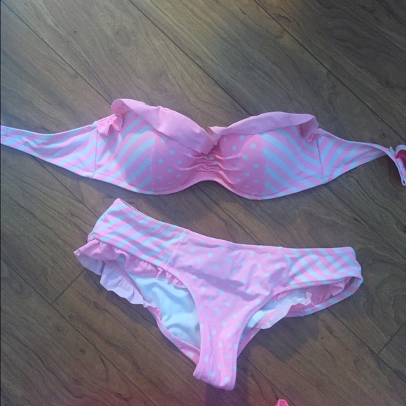 Victoria's Secret retro style bikini set
