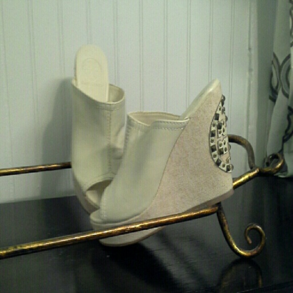 Tory Burch like Brand New