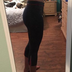 Dark grey crop yoga pants