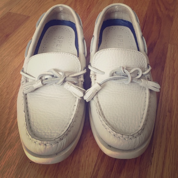 AUTHENTIC VINTAGE SPERRIES‼️