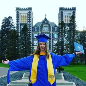 Meet your Posher, Sandy