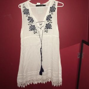FINAL PRICE Gorgeous LF lace up dress