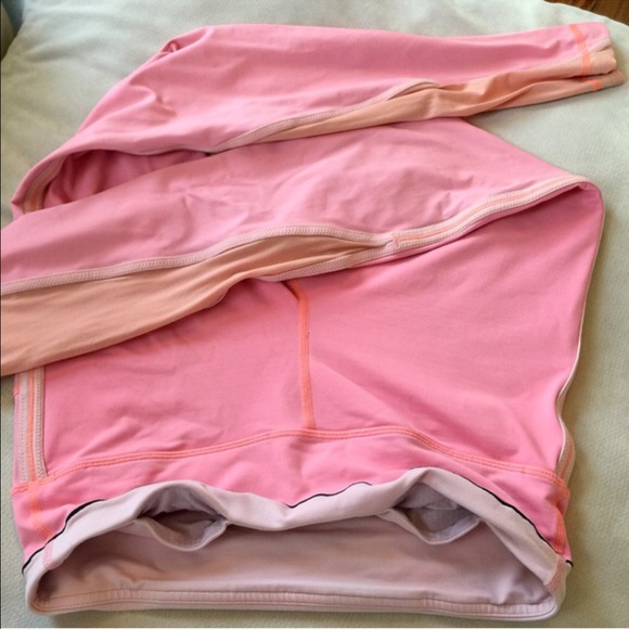 Lululemon Pace Tights in Bleached Coral/Pop Orange - Picture 4 of 4