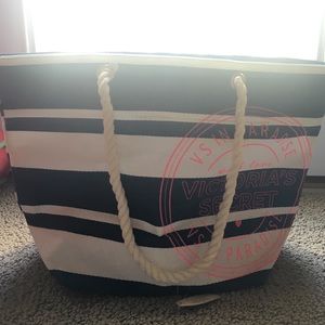 🎉RARE🎉NWT NEVER USED Victoria's Secret Tote