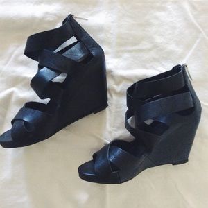 Strappy black wedges