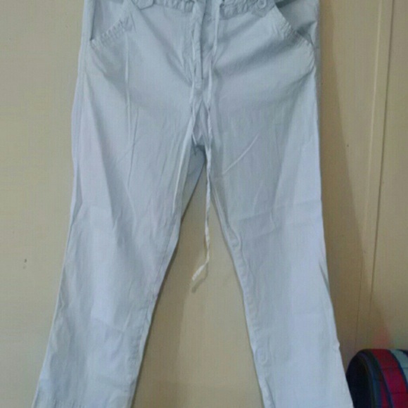 Baby blue capris sz 10 stretch.