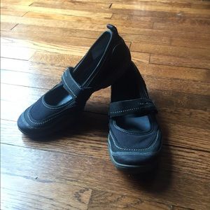 🎄 XMAS SALE Never Worn Merrell Shoes